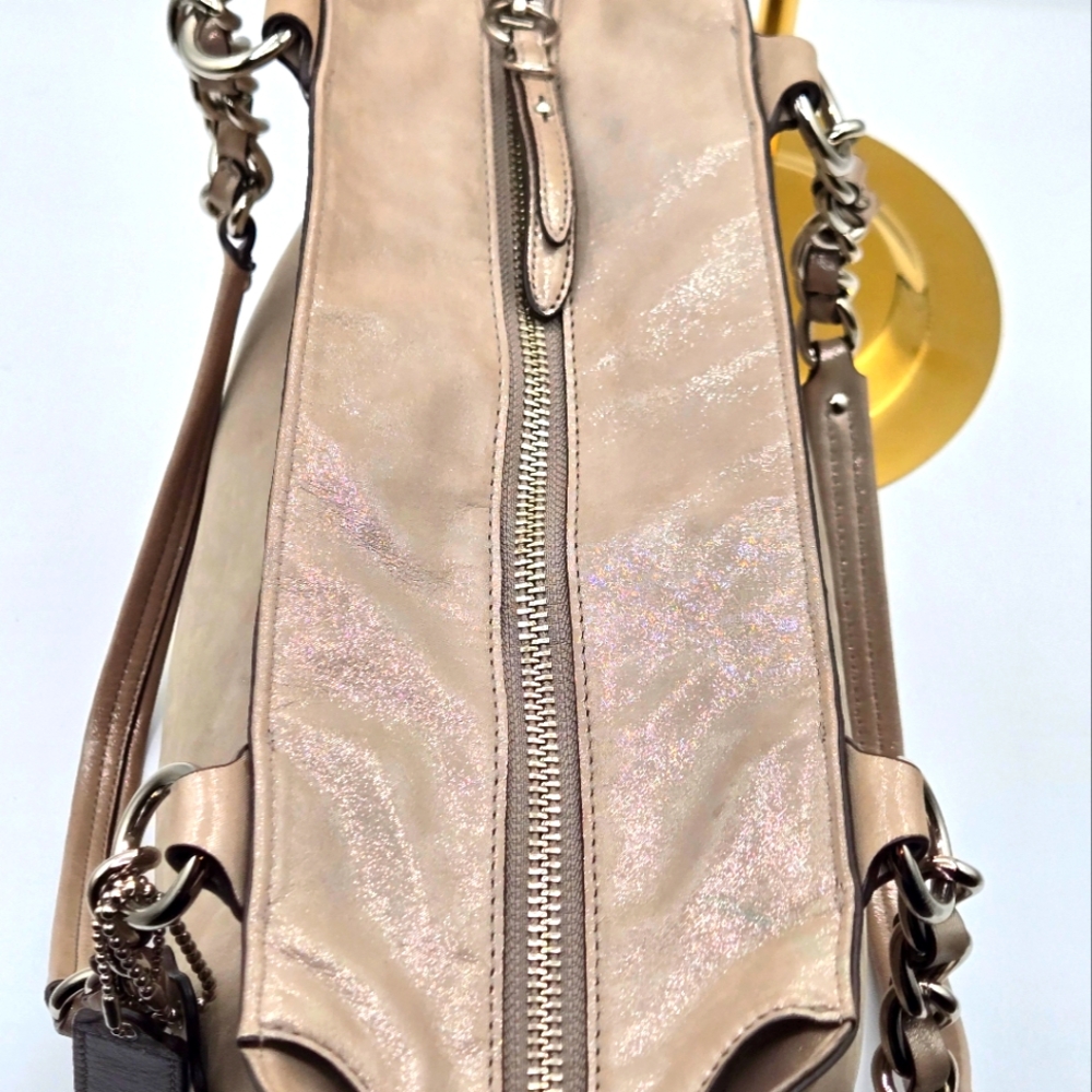 COACH Chelsea East West Beige Shimmer Patent Leather Shoulder Tote Bag - Picture 9 of 15